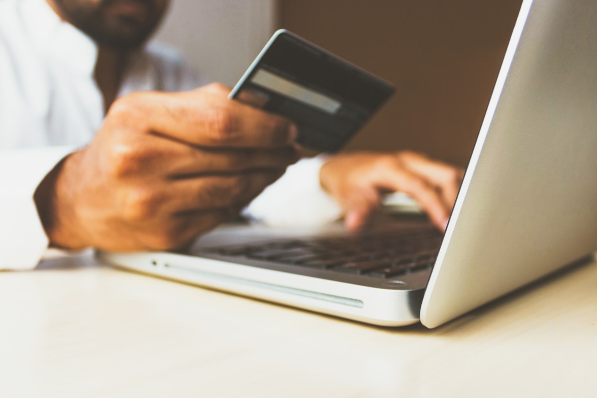 Shopify ecommerce online store setup dashboard